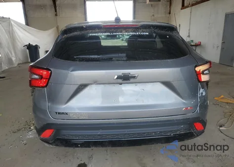 2024 Chevrolet Trax Fwd 1Rs z USA, uszkodzony, nr VIN KL77LGE24RC109952